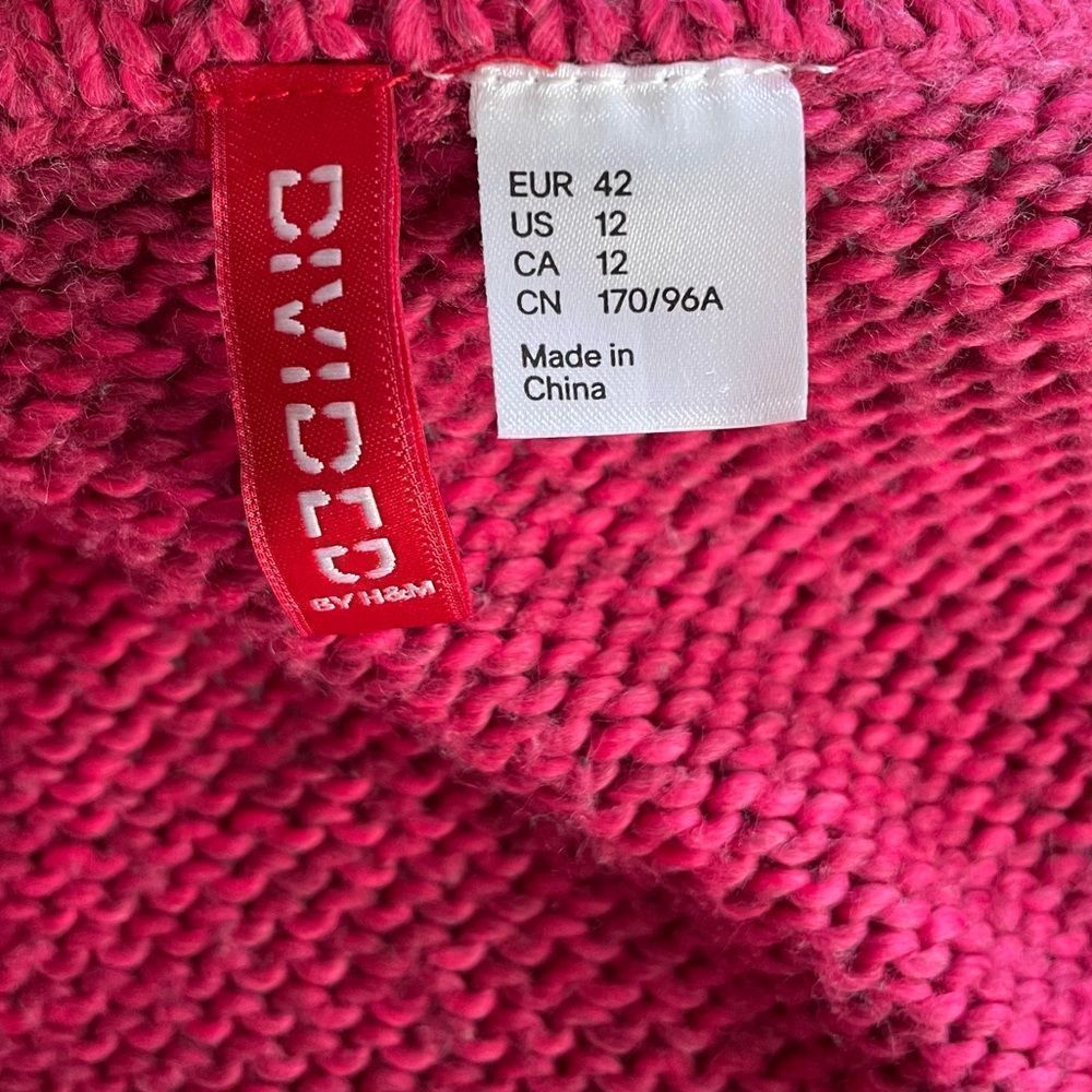 Divided H&M Pink Sweater - Picture 3 of 3
